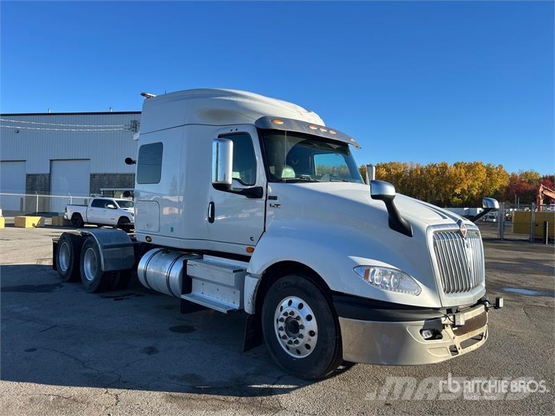 International LT625 Cabezas tractoras