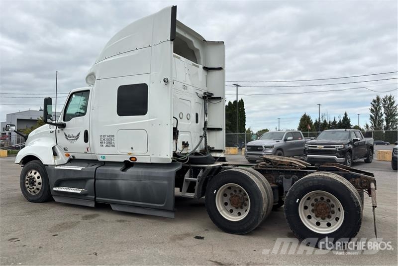 International LT625 Prime Movers