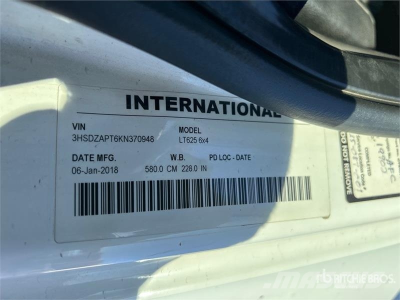 International LT625 Cabezas tractoras