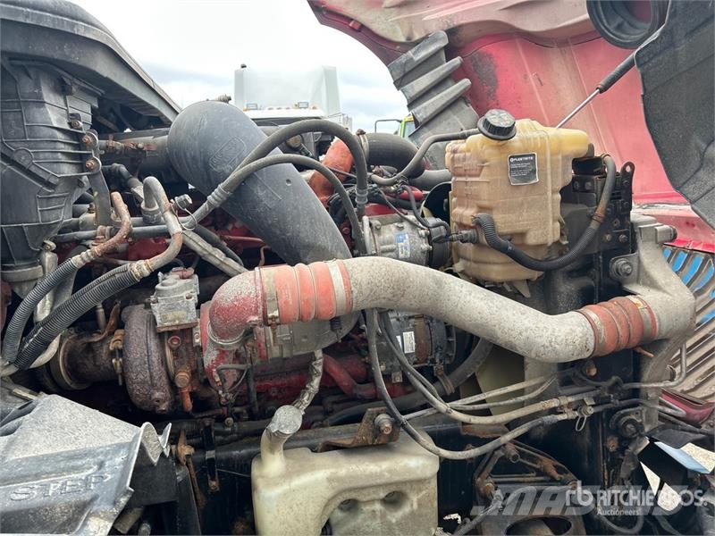 International LT625 Тягачі