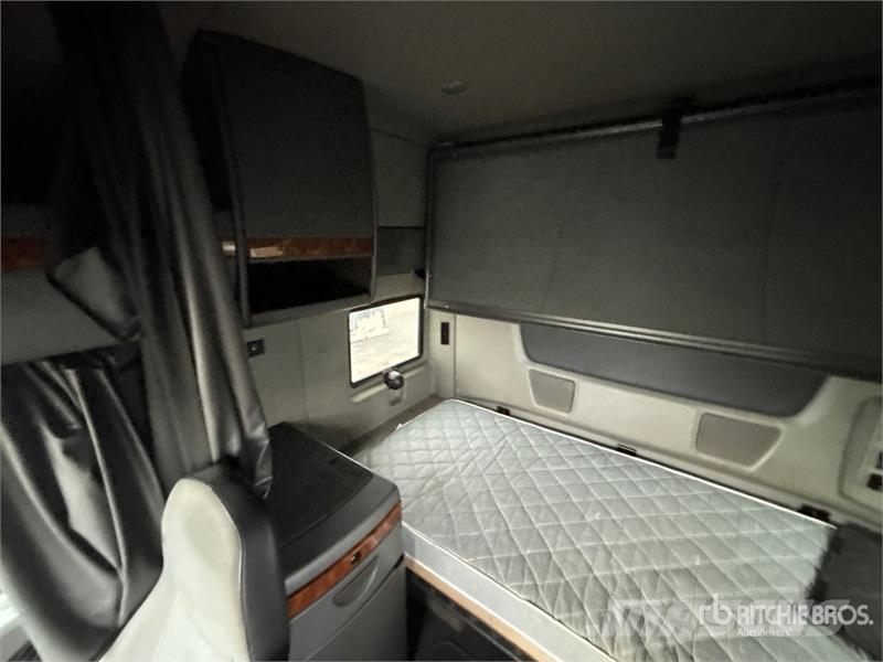 International LT625 Tracteur routier