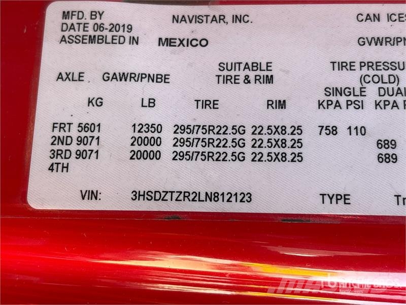 International LT625 Sadulveokid