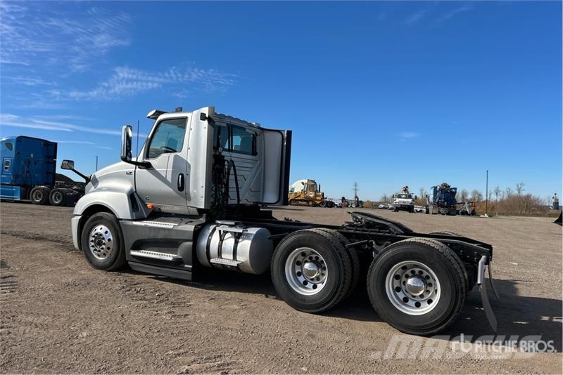 International LT625 6x4 T/A Day Cab Truck Tractor Truck Tractor Units
