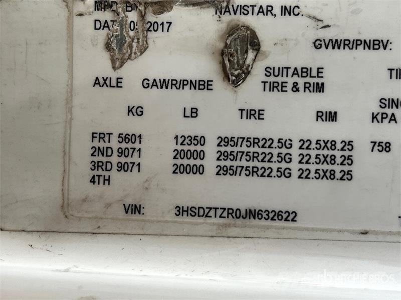 International LT625 6x4 T/A Day Cab Truck Tractor Sattelzugmaschinen