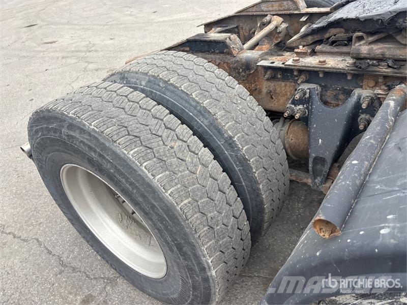 International LT625 6x4 T/A Day Cab Truck Tractor Prime Movers