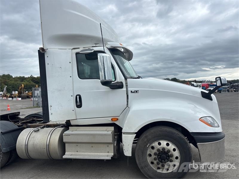 International LT625 6x4 T/A Day Cab Truck Tractor Prime Movers