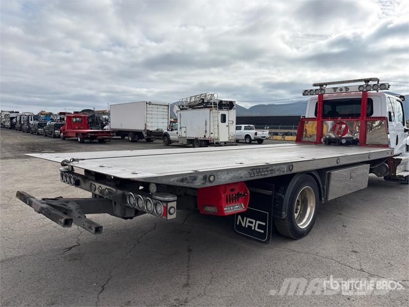 International MV607 4x2 Extended Cab Rollback Truck Vlečna vozila za tovornjake