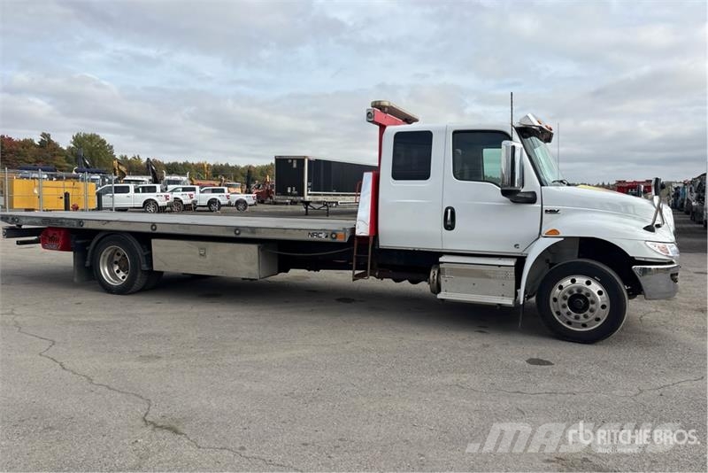 International MV607 4x2 Extended Cab Rollback Truck Šleperi za vozila