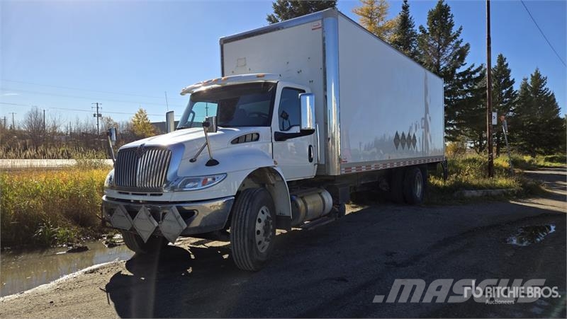 International MV607 4x2 Van Truck Camiones caja cerrada