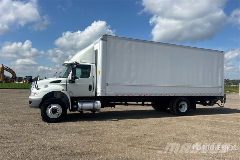 International MV607 4x2 Van Truck Box trucks