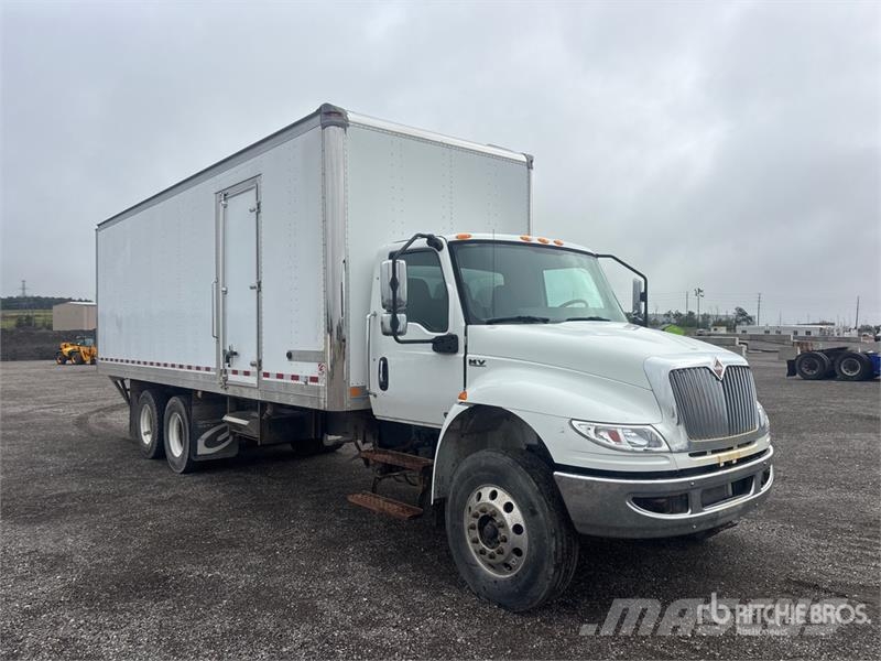International MV607 6x4 Mud Mixing Truck Вантажівки / спеціальні