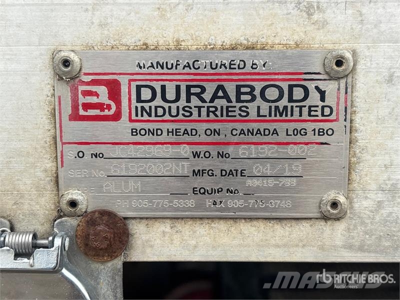 International MV607 6x4 Mud Mixing Truck Вантажівки / спеціальні