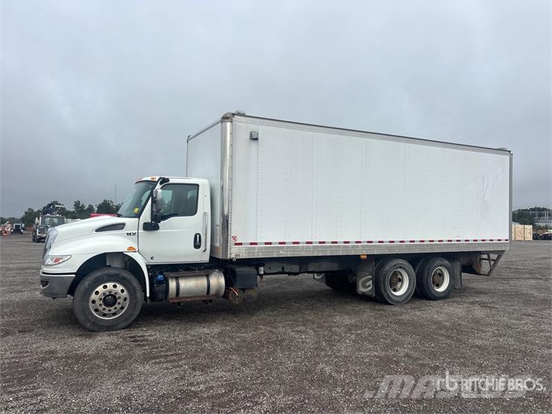 International MV607 6x4 Mud Mixing Truck Вантажівки / спеціальні