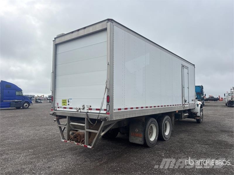 International MV607 6x4 Mud Mixing Truck Вантажівки / спеціальні