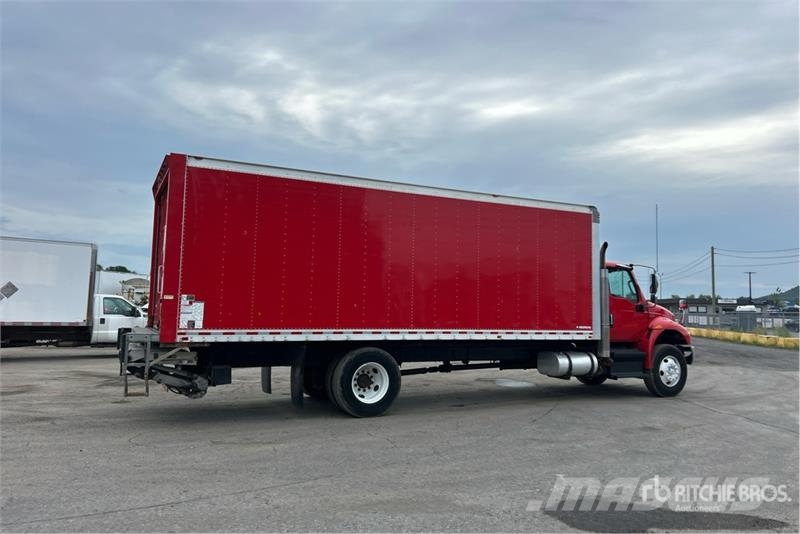 International MV607 SBA 4x2 Van Truck ボックスボディー、ウイング、箱車