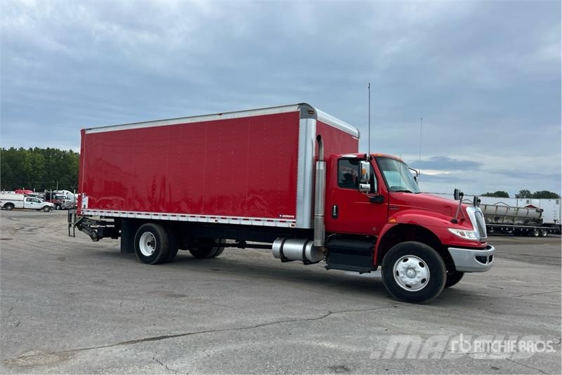 International MV607 SBA 4x2 Van Truck ボックスボディー、ウイング、箱車