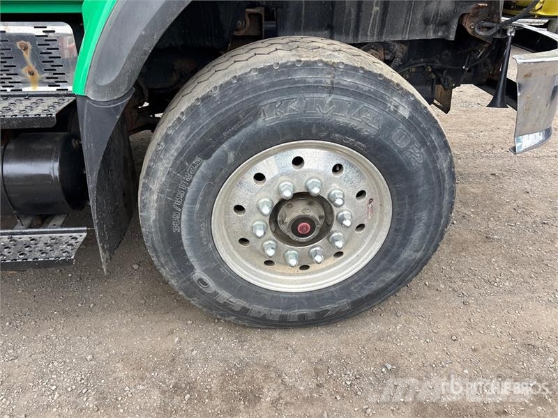 International Palfinger Straight Boom on International Workstar Kamioni sa kranom