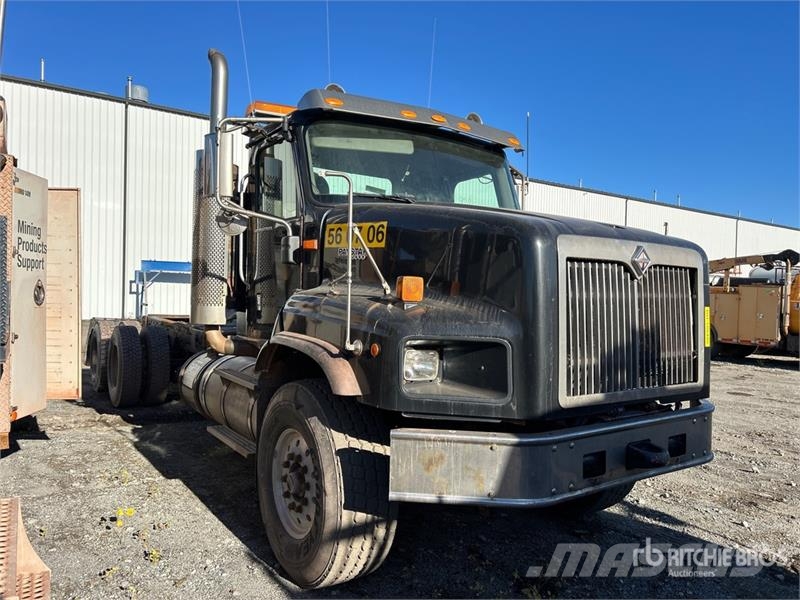 International Paystar 5600i 6x4 Cab and Chassis (Inoperable) Cabines