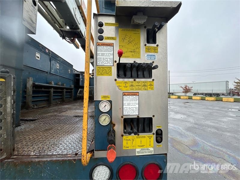 International Posi-Plus 400-46-P 46 ft on  International 7400 6x Truck mounted aerial platforms