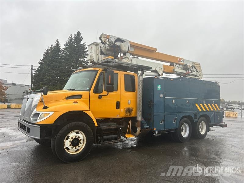 International Posi-Plus 400-46-P 46 ft on  International 7400 6x Truck mounted aerial platforms