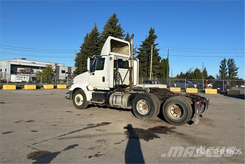 International ProStar 6x4 T/A Day Cab Truck Tractor Trekkvogner