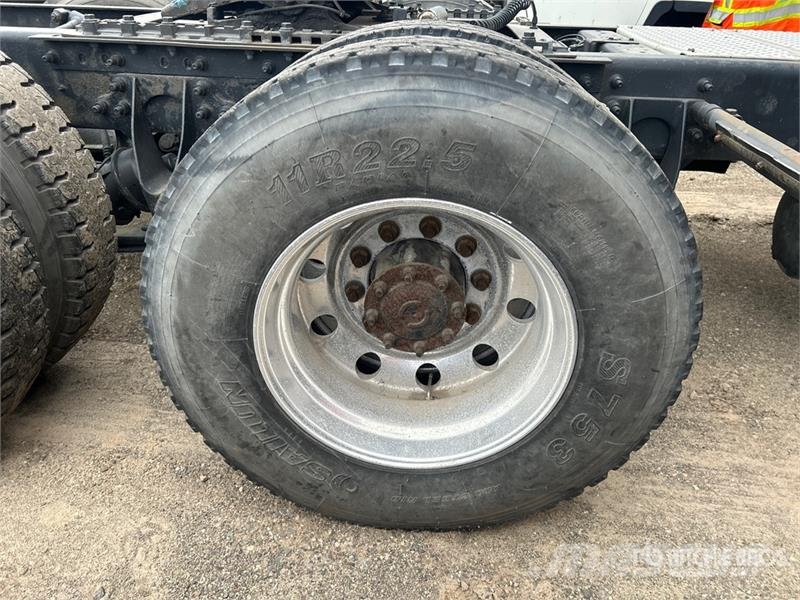 International ProStar 6x4 T/A Sleeper Truck Tractor (Inoperable) Nyergesvontatók