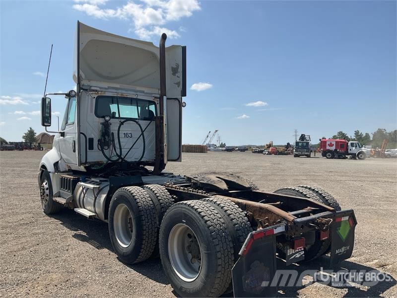 International ProStar+ 6x4 T/A Day Cab Truck Tractor 牵引车