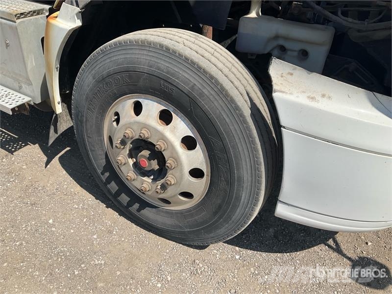 International ProStar+ 6x4 T/A Day Cab Truck Tractor 牵引车