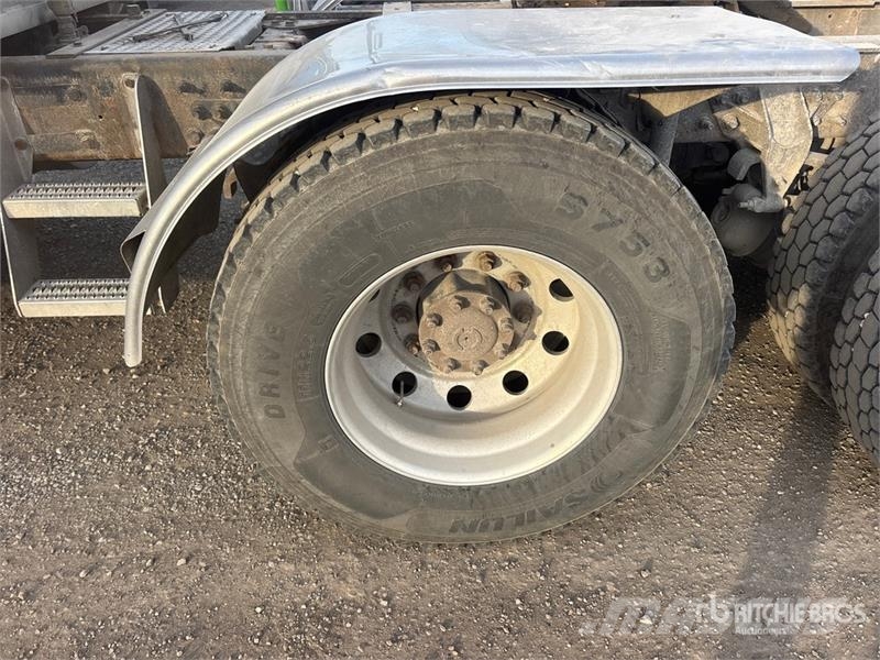 International ProStar+ 6x4 T/A Sleeper Truck Tractor Седельные тягачи
