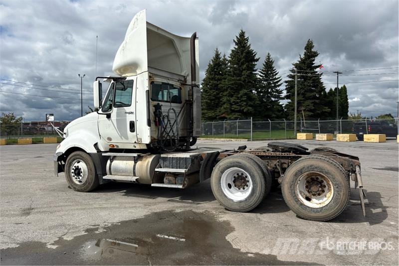 International Prostar 6x4 T/A Day Cab Truck Tractor Тягачі