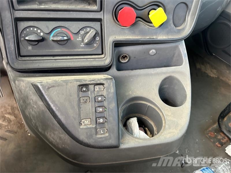 International ProStar+ 6x4 T/A Day Cab Truck Tractor Motrici e Trattori Stradali