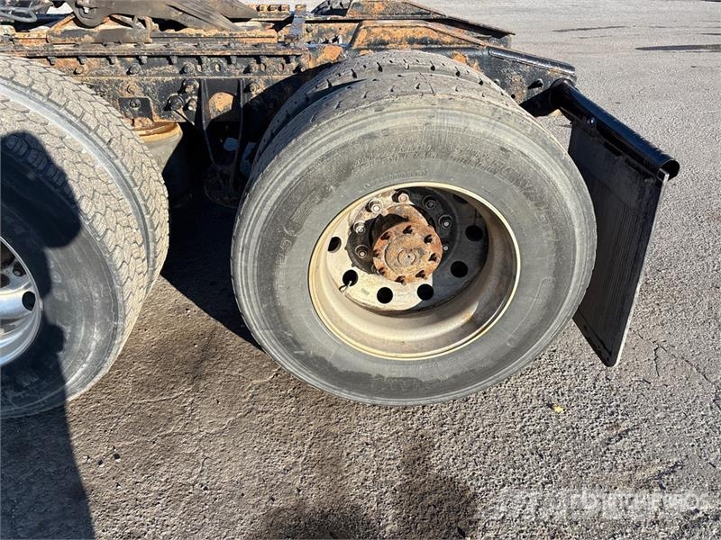 International ProStar 6x4 T/A Day Cab Truck Tractor Trekkvogner
