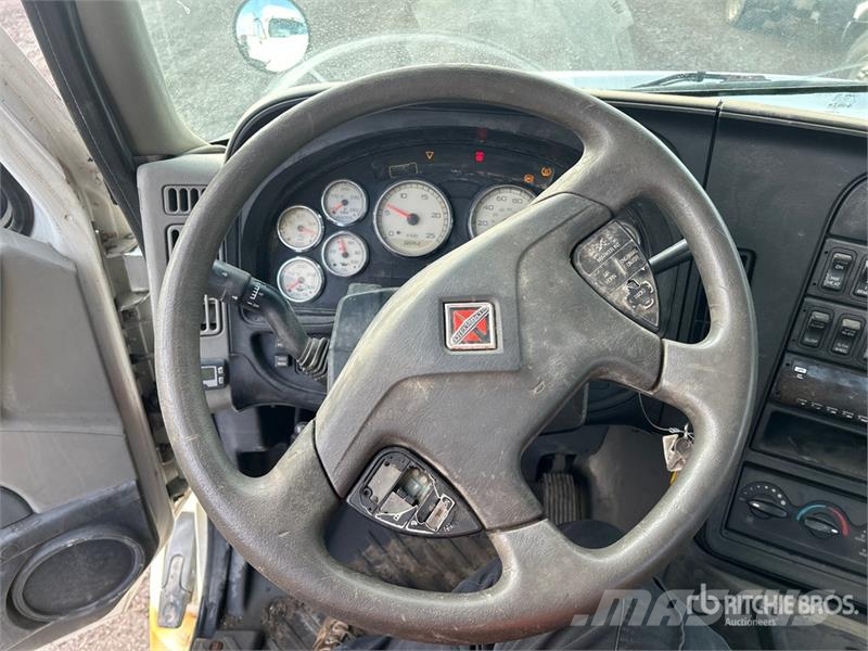 International ProStar+ 6x4 T/A Day Cab Truck Tractor Motrici e Trattori Stradali