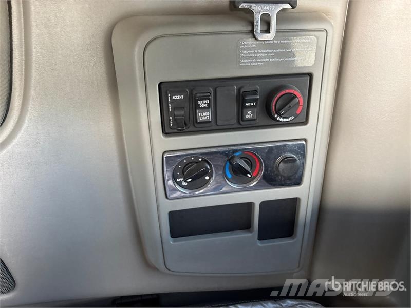 International Prostar 6x4 T/A Sleeper Truck Tractor وحدات الجر