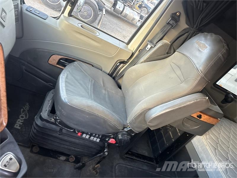 International ProStar+ 6x4 T/A Sleeper Truck Tractor Седельные тягачи