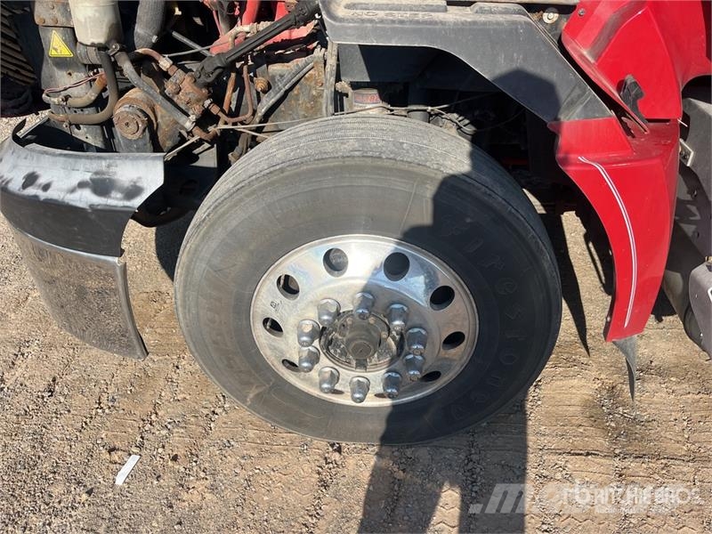 International ProStar 6x4 T/A Sleeper Truck Tractor Trekkvogner