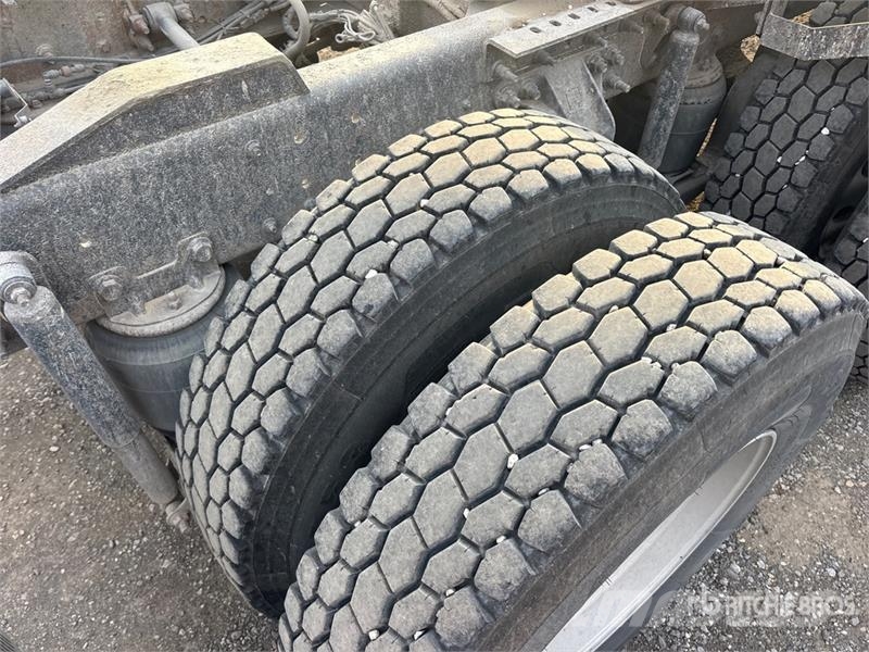 International ProStar+ 6x4 T/A Sleeper Truck Tractor Седельные тягачи