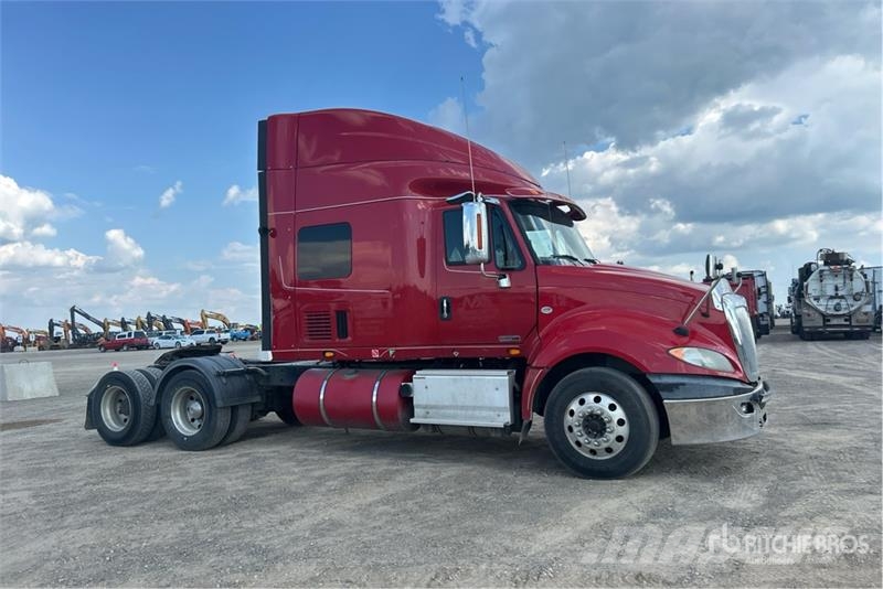 International ProStar 6x4 T/A Sleeper Truck Tractor Trekkvogner