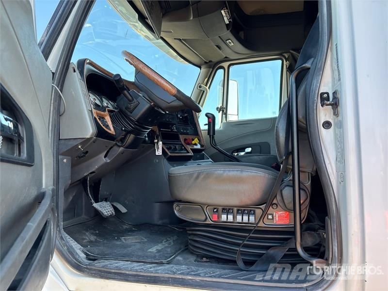 International Prostar 6x4 T/A Sleeper Truck Tractor وحدات الجر