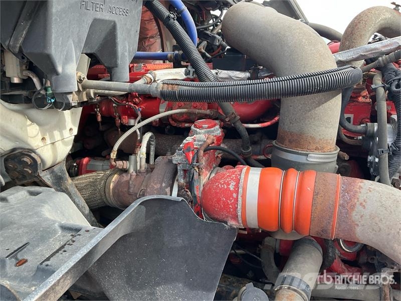 International Prostar+ 122 6x4 T/A Day Cab Truck Tractor Çekiciler