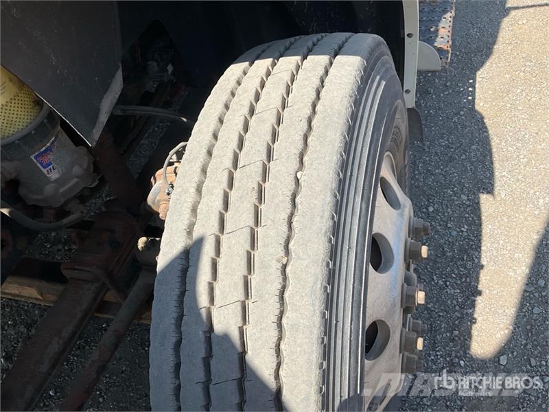 International ProStar+ 6x4 T/A Day Cab Truck Tractor 牵引车