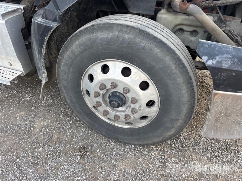 International ProStar+ 6x4 T/A Sleeper Truck Tractor Седельные тягачи