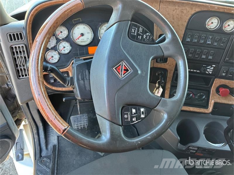 International Prostar 6x4 T/A Sleeper Truck Tractor وحدات الجر