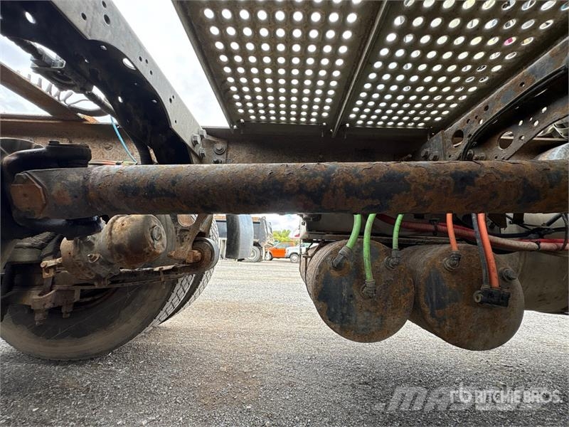 International Prostar 6x4 T/A Day Cab Truck Tractor Тягачі