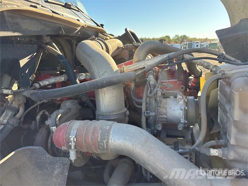 International Prostar 6x4 T/A Sleeper Truck Tractor وحدات الجر