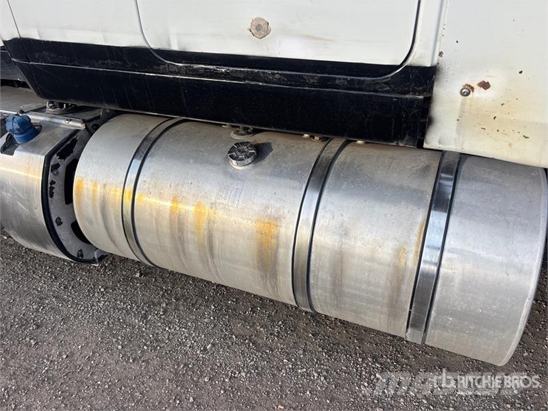 International ProStar+ 6x4 T/A Sleeper Truck Tractor Седельные тягачи