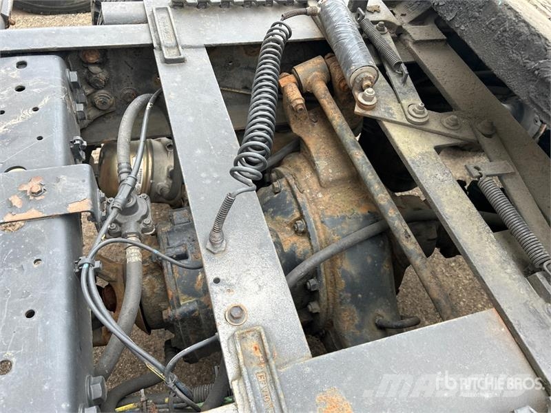 International ProStar 6x4 T/A Sleeper Truck Tractor (Inoperable) Nyergesvontatók