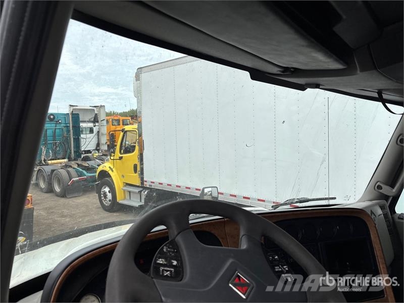 International ProStar+ 122 6x4 T/A Sleeper Truck Tractor Cabezas tractoras