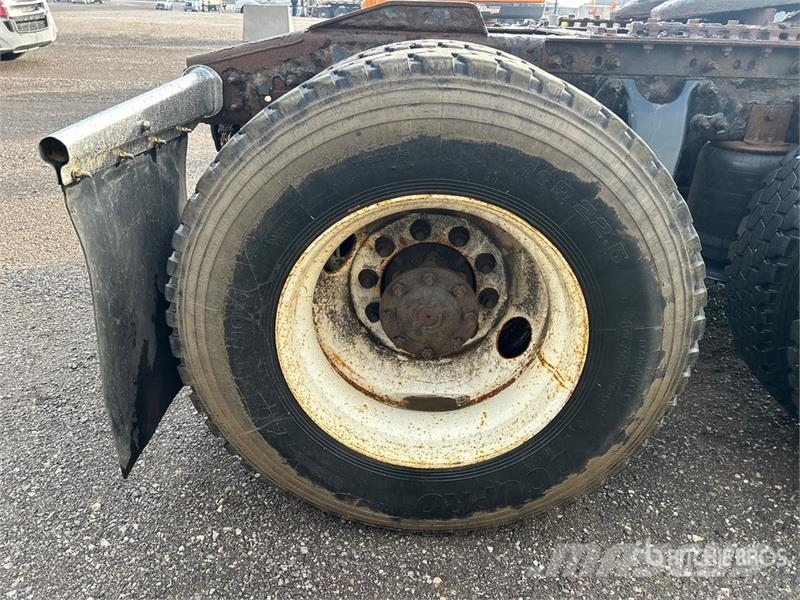 International ProStar+ 6x4 T/A Day Cab Truck Tractor Motrici e Trattori Stradali