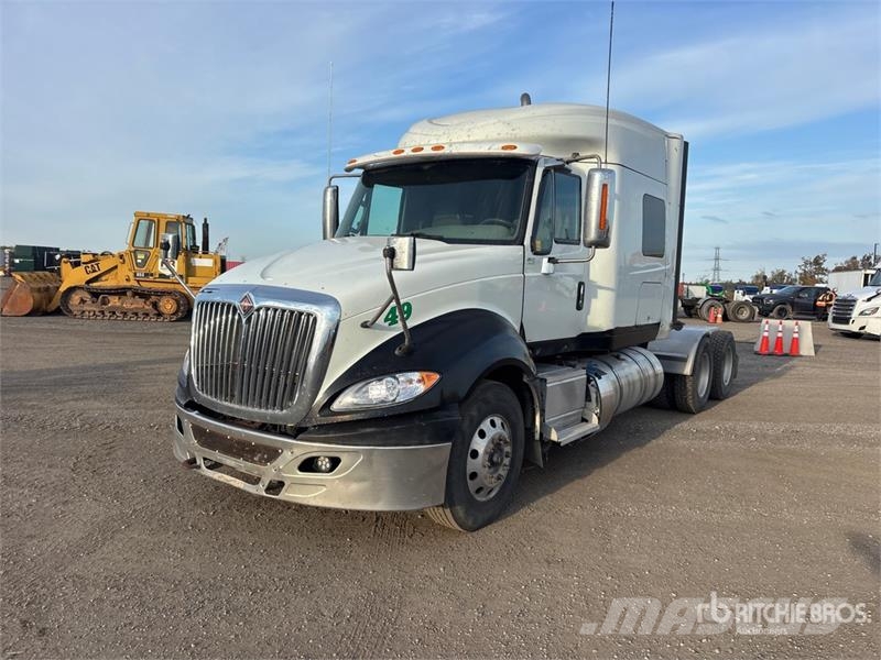 International ProStar+ 6x4 T/A Sleeper Truck Tractor Седельные тягачи